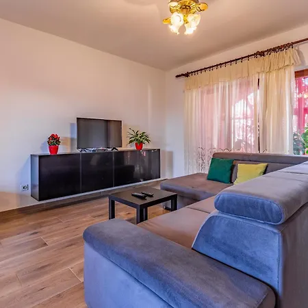 Ruby Apartament