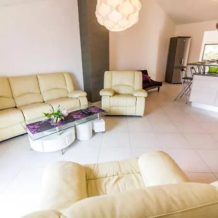 Apartment Ruby Pula