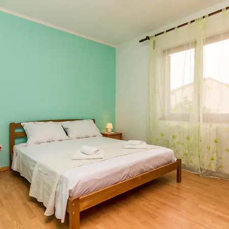 Ruby Apartment