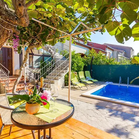 Ruby Apartman Pula